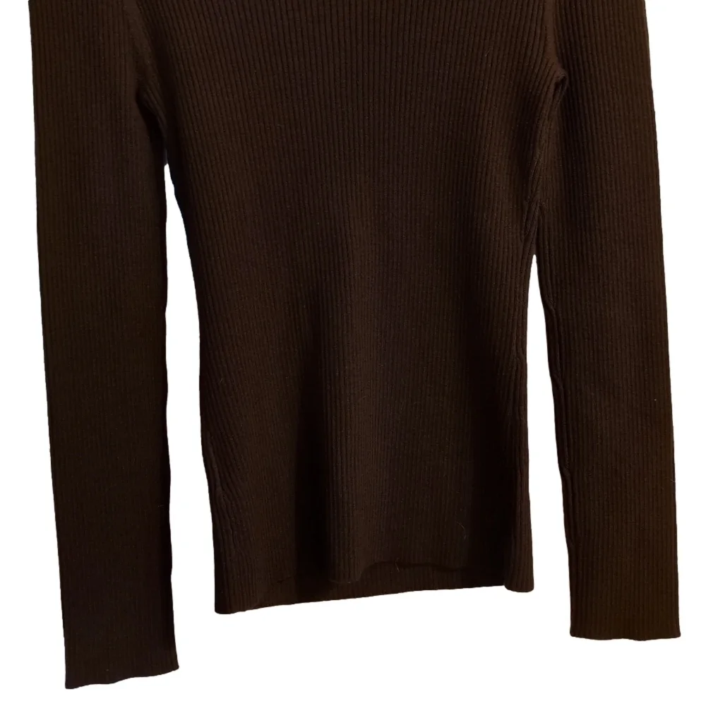 Stay Cozy and Chic with Joe's NWT Wool Blend Sweater in Rich Brown size small - Picture 6 of 12